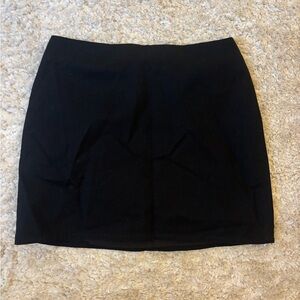 HM black skirt